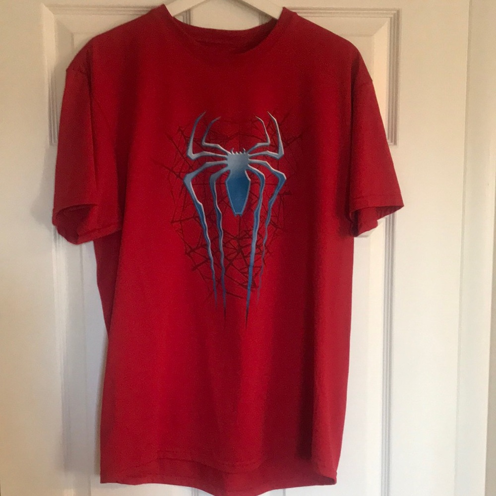 MAD Engine Red and Blue Spider-Man 2 Graphic Tee Men's‎ Size Large
